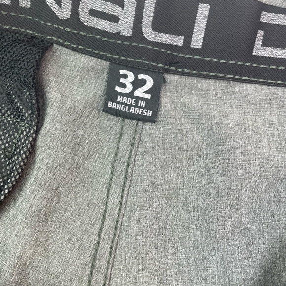 Denali Men Chino Shorts 32 Casual Lightweight Golf Color Gray - Picture 5 of 10